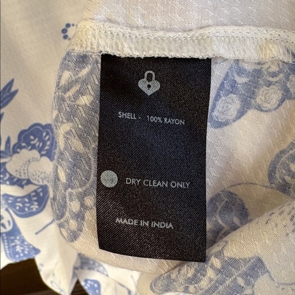 Like New Anthropologie Emily Lovelock Emma Top Medium Floral Elephant Palm Tree - Picture 7 of 11